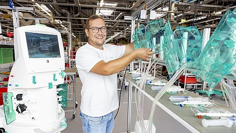Produktion Dialysemaschinen Produktion Dialysemaschinen